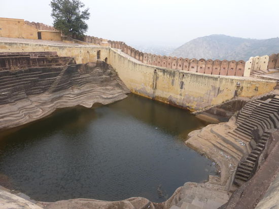 Auf dem Gelände des Nahargarh Fort