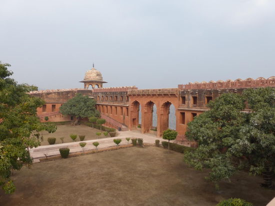 Blick in die Gartenanlage