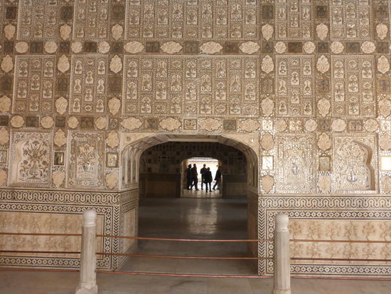 Der Spiegelpalast im Amber Fort