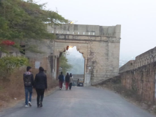 Eines von mehreren Festungstoren in Chittorgarh