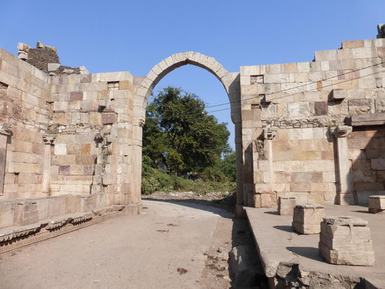 Weiter geht es durch den Champaner - Pavagadh Park
