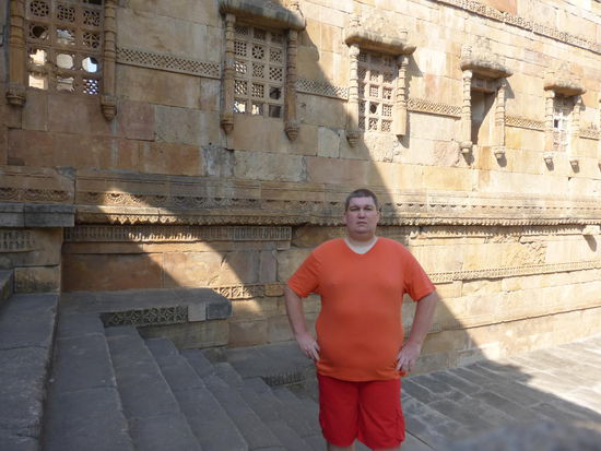 Ich in der Jami Masjid Moschee  im Champaner - Pavagadh Park
