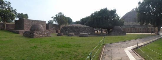 Weiter geht es durch Sanchi