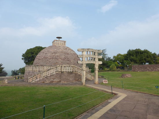 Stupa 3