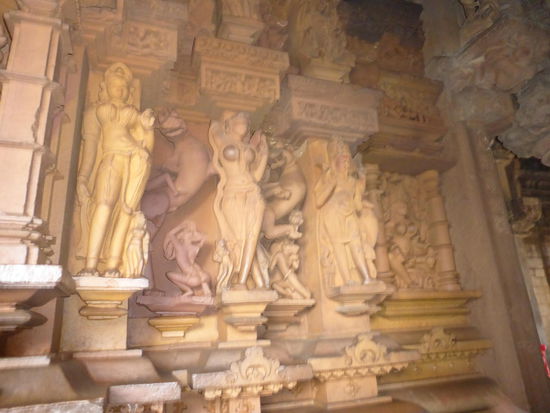 Im Lakshmana Tempel in Khajuraho