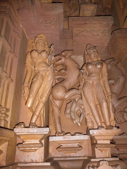 Im Lakshmana Tempel in Khajuraho