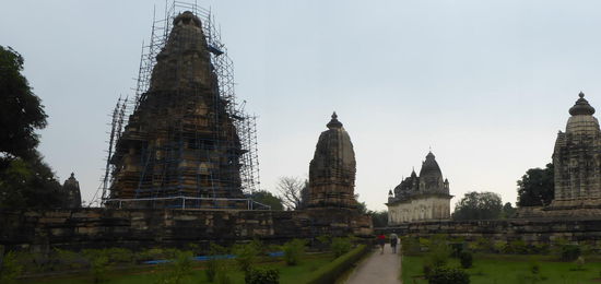 Weitere Tempel der Westgruppe in Khajuraho