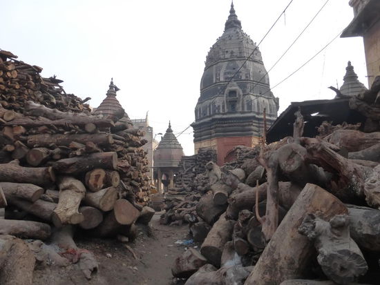 Am Manikarnika Ghat einer der Hauptverbrennungsplätze