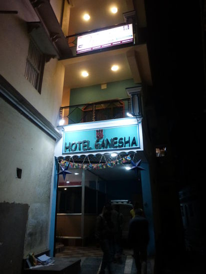 Mein Hotel in Varanasi  Preis pro Nacht ohne Frühstück  9 Euro