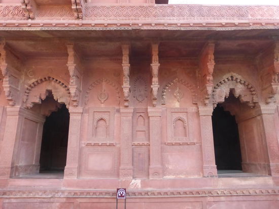 Weiter geht es durch Fatehpur Sikri