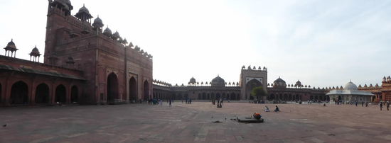 Blick über den Moschee Komplex in Fathepur Sikri