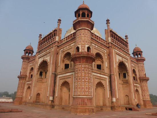 Safdar Jang Tomb