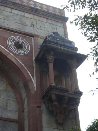 Tor in arabischen Sarai Richtung Süden auf dem Weg zum Humayuns Grab