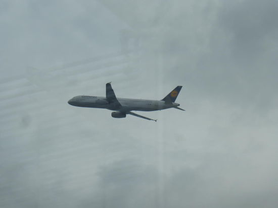 Lufthansa Maschine Richtung Frankfurt