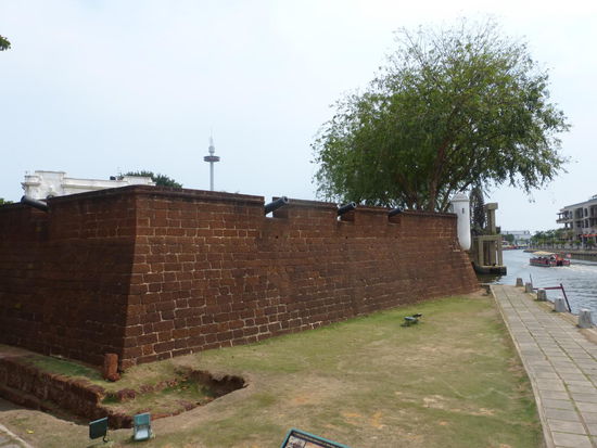Alte Festung am Ufer des Malakka