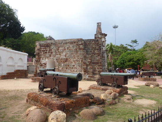 Reste der 1511 von den Portugiesen erbauten Festung Famosa