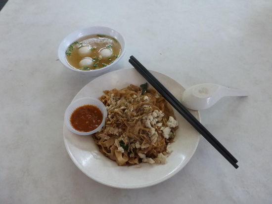 China Nudeln + Suppe für 4 RM = 0,90 Euro