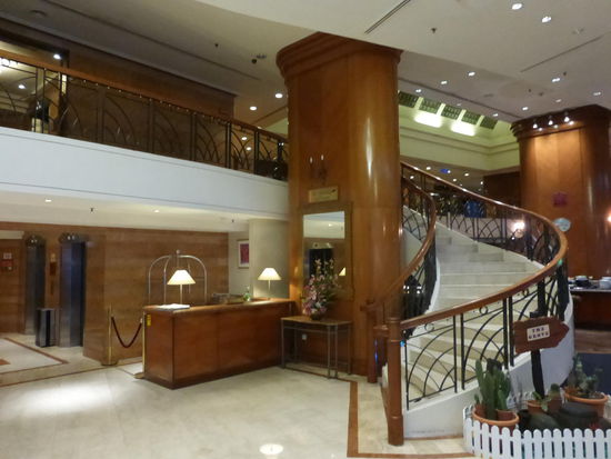 Zu den Zimmern in den Etagen