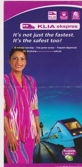 In nur 25 Minuten mit dem Flughafenexpress Klia für 35 RM = 7,75 Euro ins Zentrum von Kuala Lumpur. Es gab auch eine Alternative mit einer Regionalbahn die nur die hälfte kostete aber mehrmals unterwegs hält und etwas länger unterwegs ist.