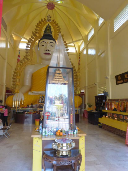 Sakya Muni Buddha Gaya Tempel in Little India