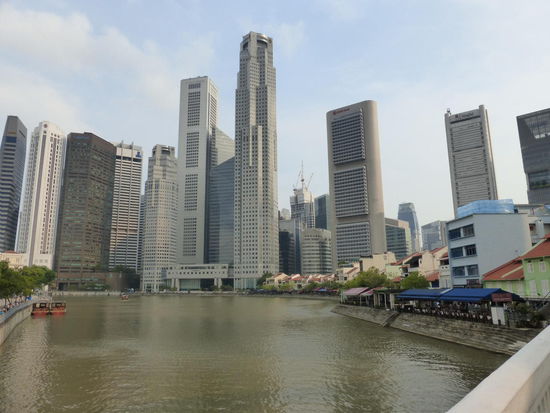 Und nochmal ein Blick auf die Hochhäuser am Singapure River