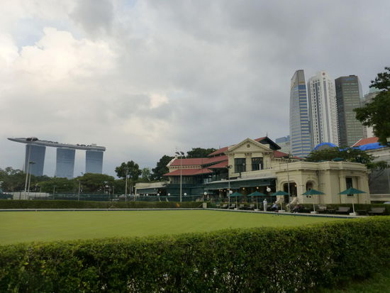 Weiter geht es durch das Stadtzentrum von Singapure