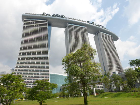 Angekommen am Marina Bay Sands Hotel direkt gegenüber der Gardens by the Bay