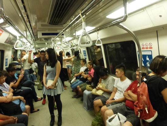 In der U Bahn von Singapure