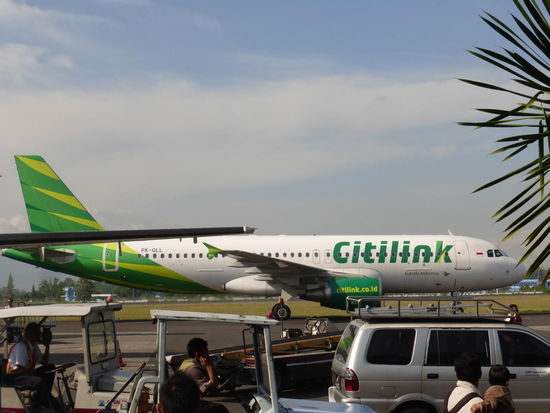 Und auch Citylink steuert regelmäßig den Flughafen von Yogyakarta an