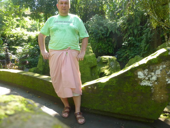 Noch einmal ich auf dem Gelände des Goa Gajah Tempel