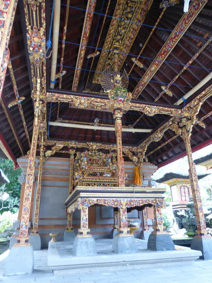 Tirta Empul Tempel Bali