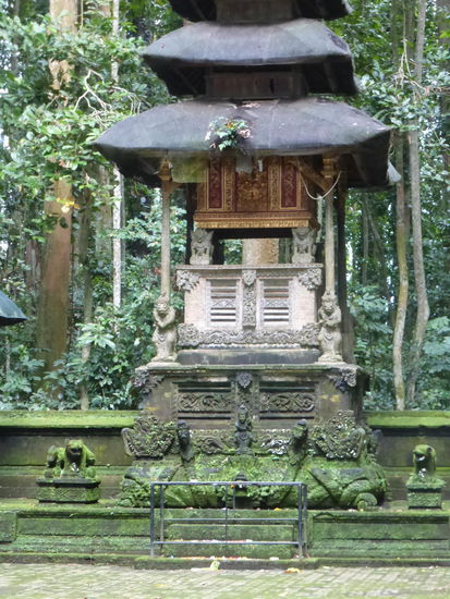 Alte Tempel im Monkey Forest Sangeh