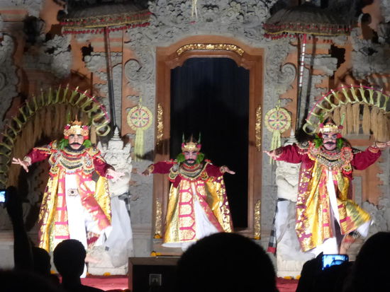 Legong &amp; Barong Tanz in Ubud