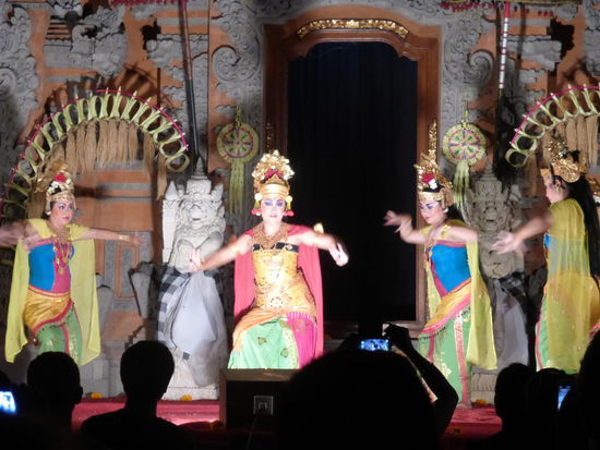 Legong &amp; Barong Tanz in Ubud