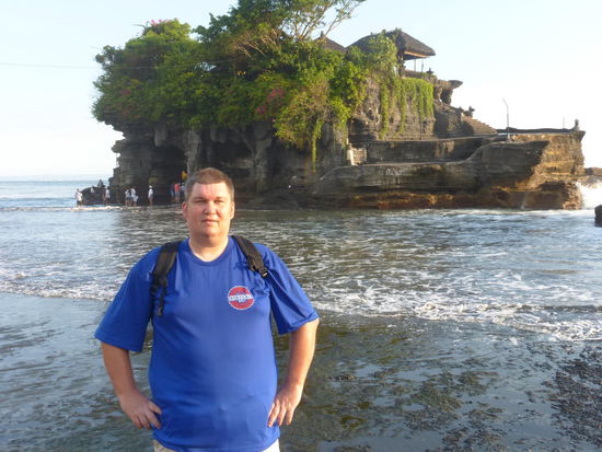 Ich am Tanah Lot Tempel