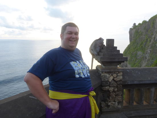 Ein großer und ein kleiner Affe  