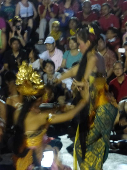 Kecak &amp; Fire Dance am Uluwatu Tempel auf Bali