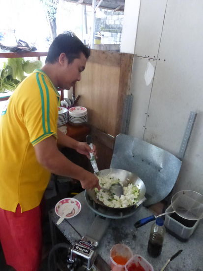 Der Koch bei der Arbeit 