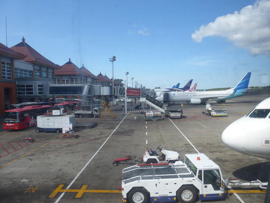 Das Flugvorfeld am Airport von Bali