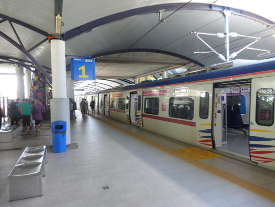KTM / S Bahn  Richtung Batu Caves