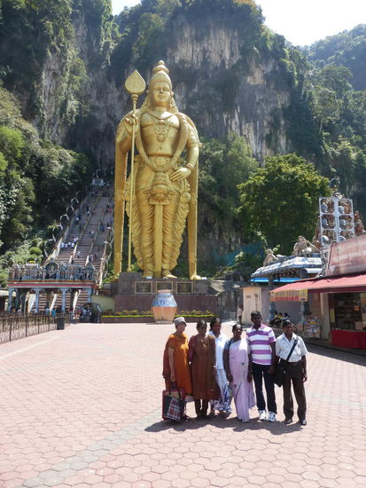 Familienfoto von indischen Touristen