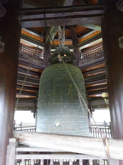 Tempelkomplex  Chua Bai Dinh in Trang An