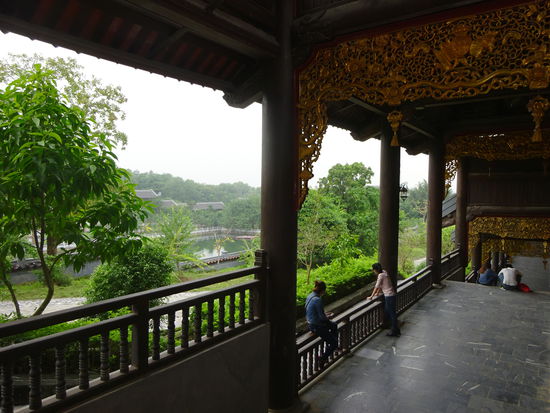 Tempelkomplex  Chua Bai Dinh in Trang An