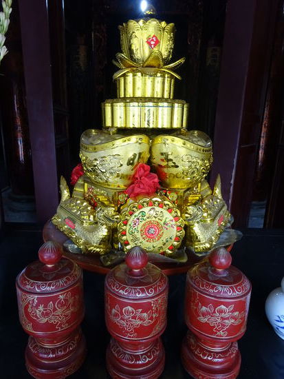 Tempel von Kaiser Dinh Tien Hoang