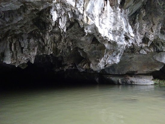 Auch hier die erste Grotte in Sicht