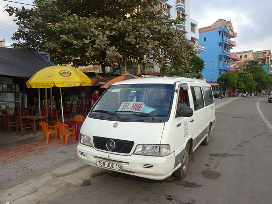Das ist mein Minibus  mit dem auch ich in 2 Tagen nach Hue aufbrechen werde