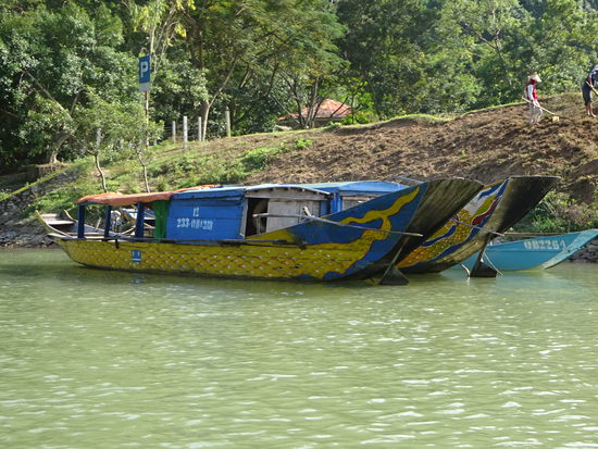 Auf der Fahrt zur Phong Nha Höhle im Ke Bang Nationalpark
