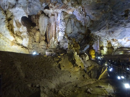 Paradieshöhle im Ke Bang Nationalpark