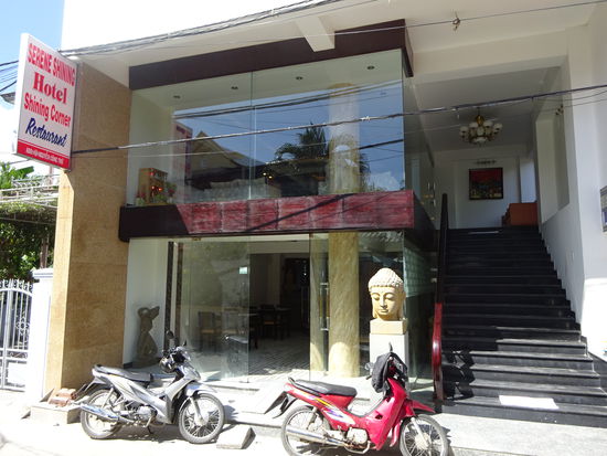 Mein Hotel in Hue mit neuem Besitzer und neuen Namen für 17 Euro / Nacht inkls. Frühstück