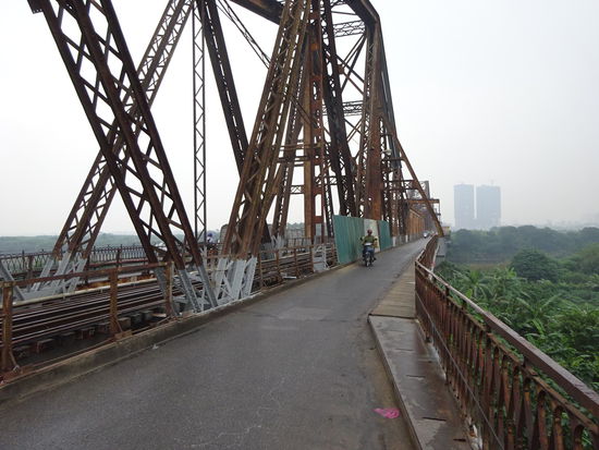 Cau Long Bien Brücke  ( Paul Doumer Brücke ) erbaut um 1900